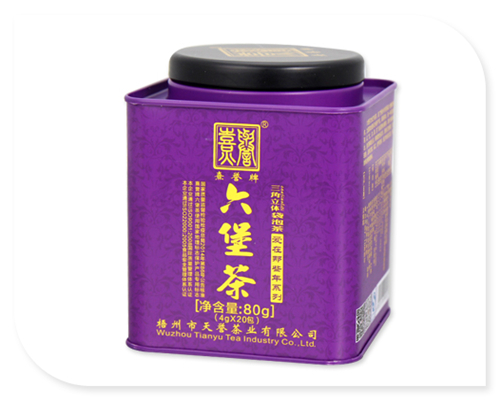 方形六堡茶葉鐵罐正面圖